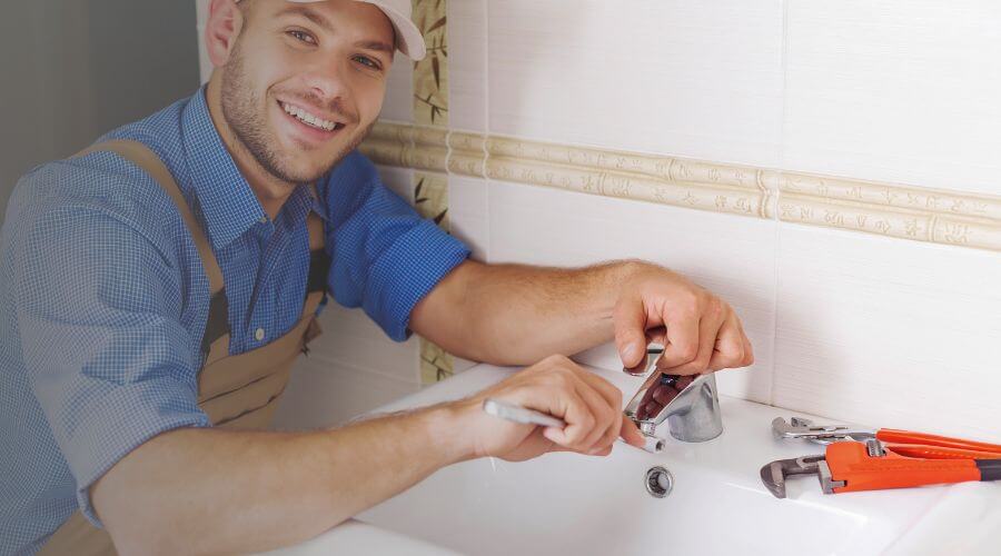Professional clogged drains services in New Goshen, IN